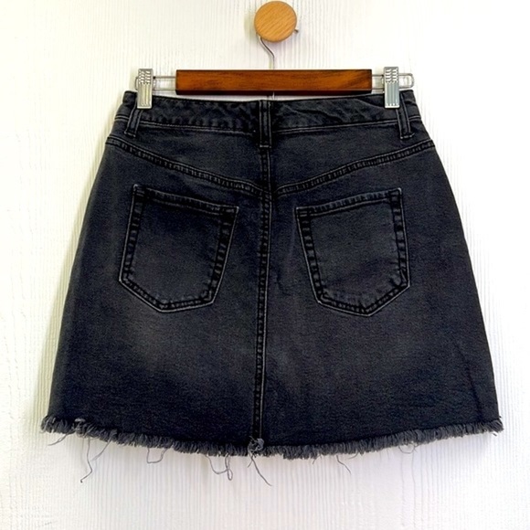 Wild Fable - Black Stonewash Frayed Zip Up Denim Cotton Mini Skirt Size 4 - Picture 7 of 9